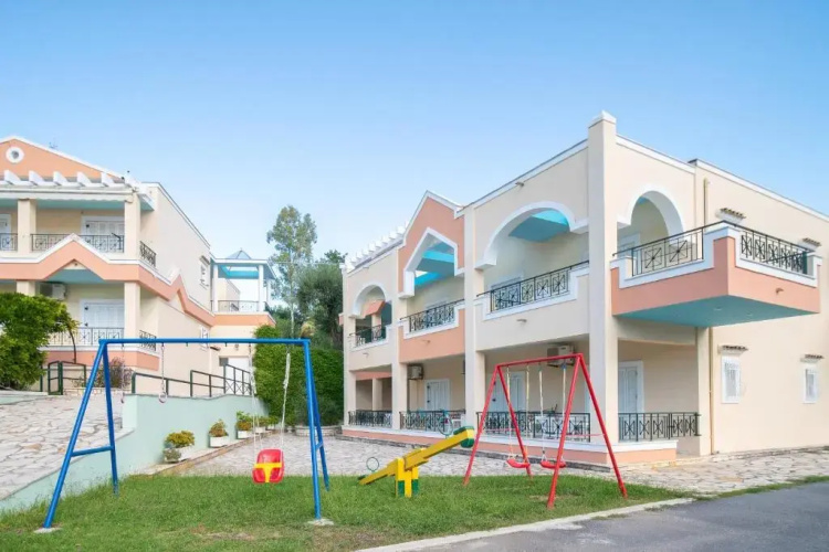 Saint Nicholas Beach Studio I