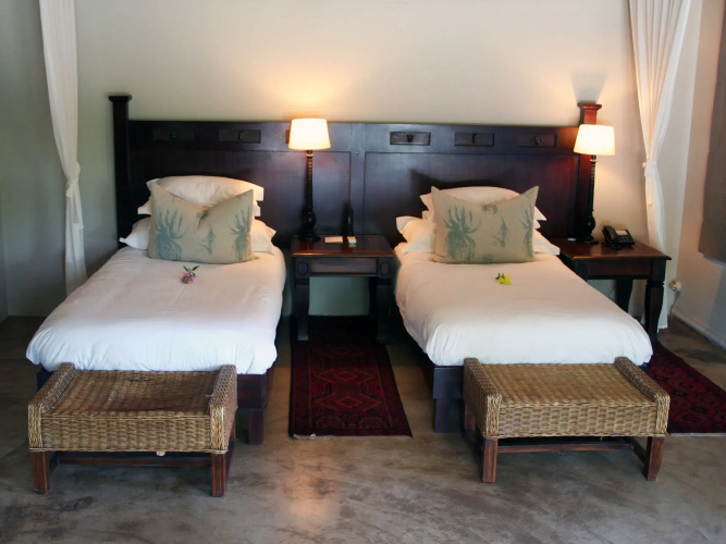 Bukela Game Lodge Amakhala Game Reserve