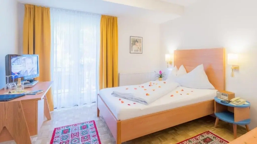 Standard Single room with balcony