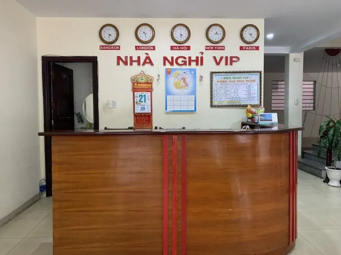OYO 999 Vip Hostel