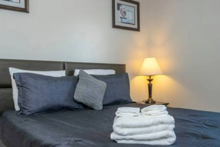 Cozy 3 BR w Private Pool