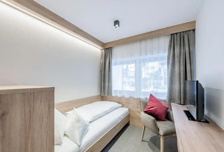 Standard Single room