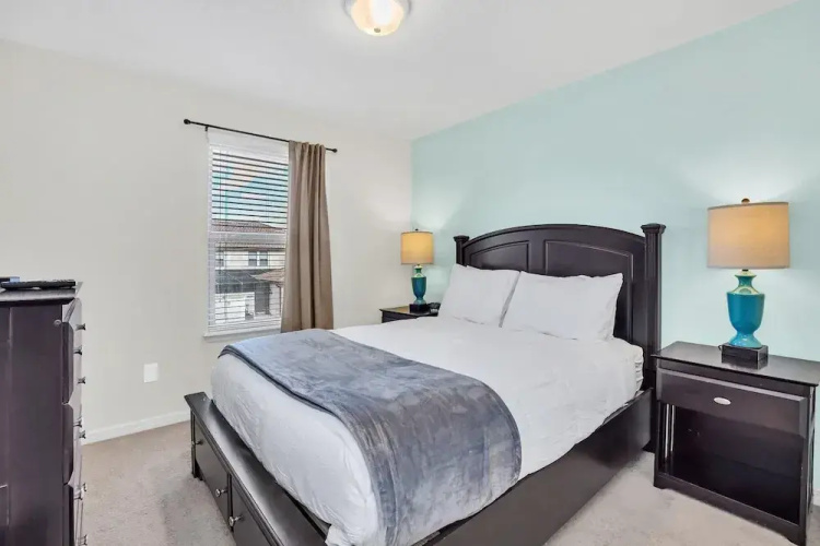 2027 MD - Windsor Westside Tranquil Haven