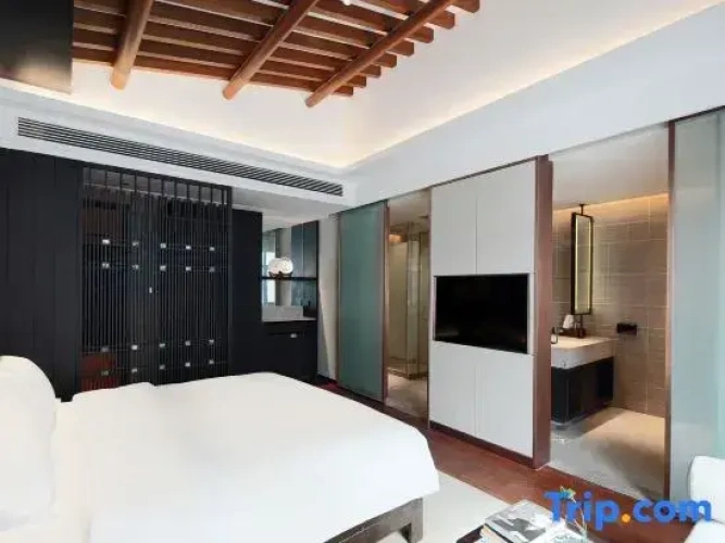 Executive Family Suite