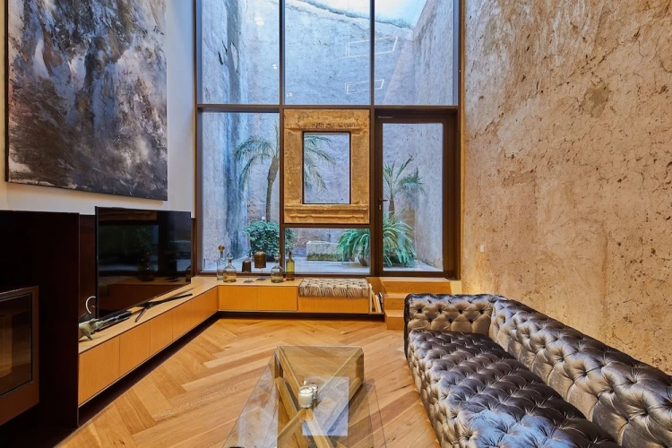 Standard Penthouse room