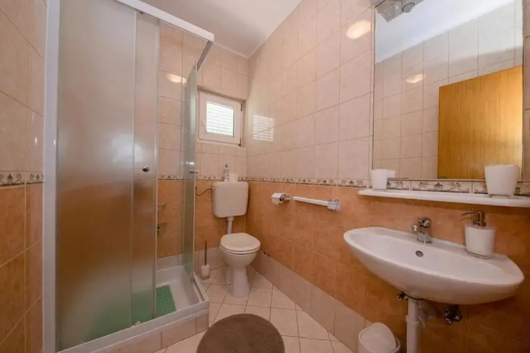 Apartments Lidija