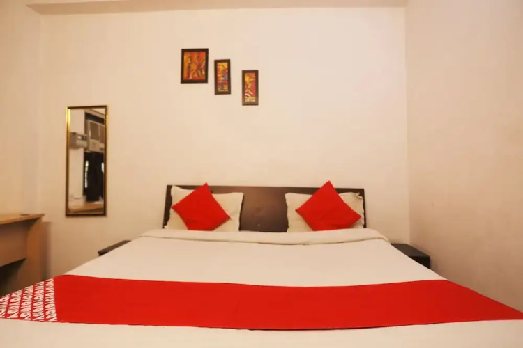 Oyo 14654 Brs Homes
