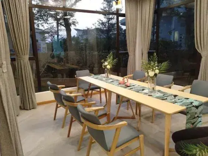 the Jing Manor