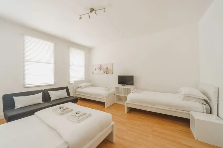 Large Studio Soho & Charing Cross Road