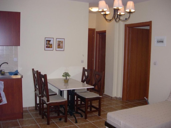 2 Bedrooms Apartment with pool view