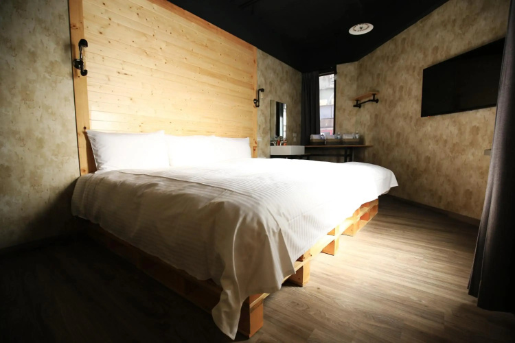 Nys Loft Hotel - Hostel