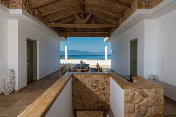 Amelia Villa Collection