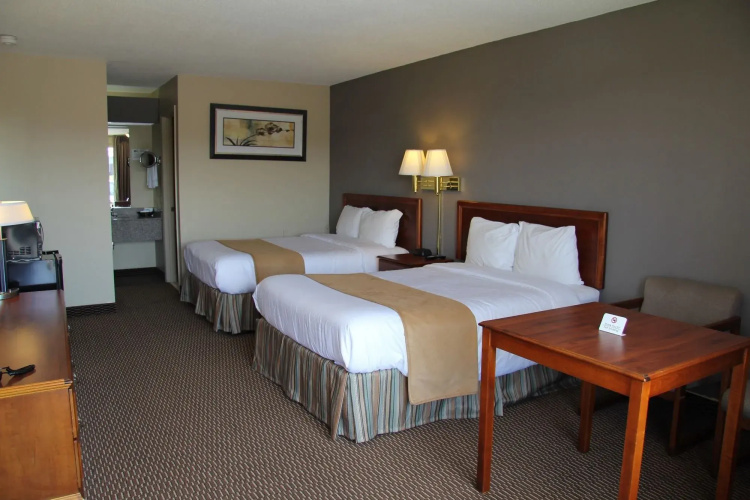 Regency Inn