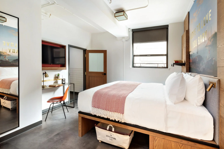 The Revolution Hotel photo 18