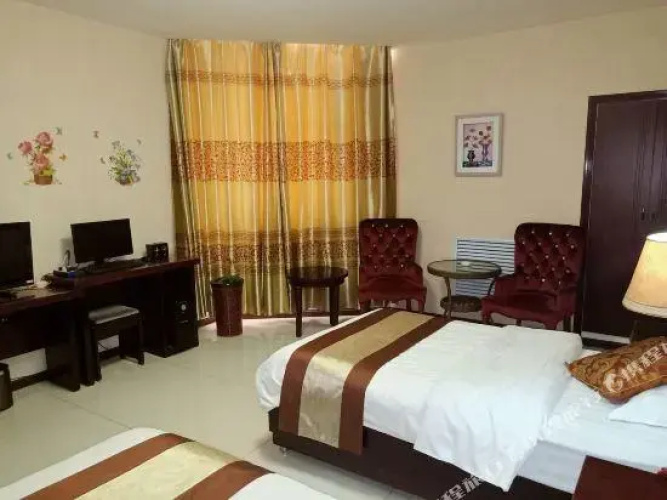 Yijia Business Hotel