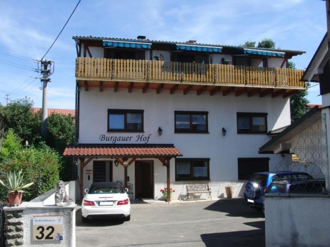 Standard Triple room with balcony