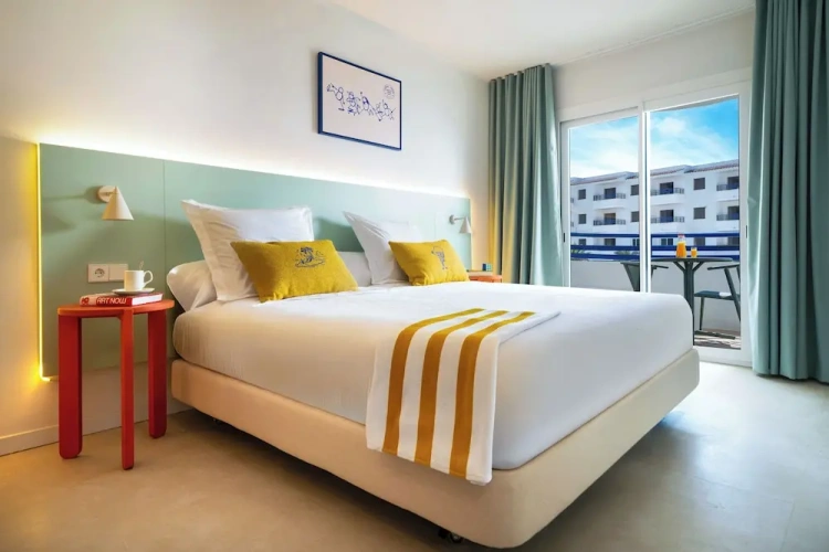 Superior Double room with balcony