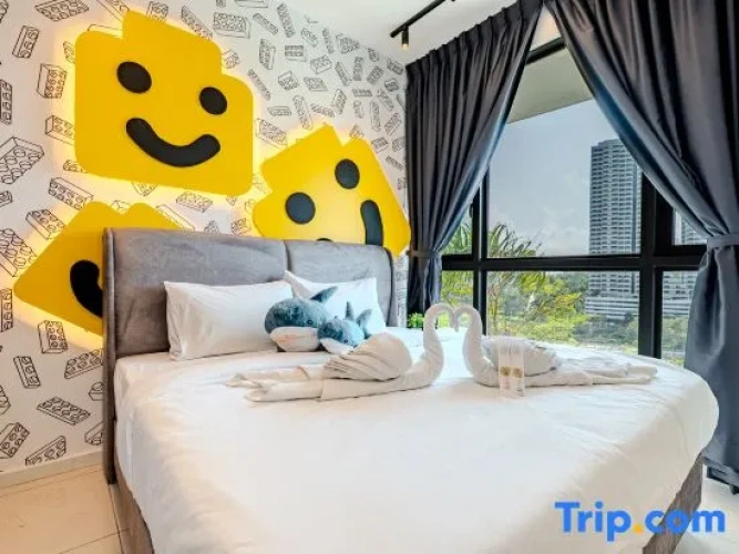 2 Bedrooms Quadruple Apartment