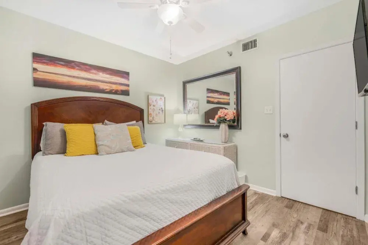 Romar Place 302