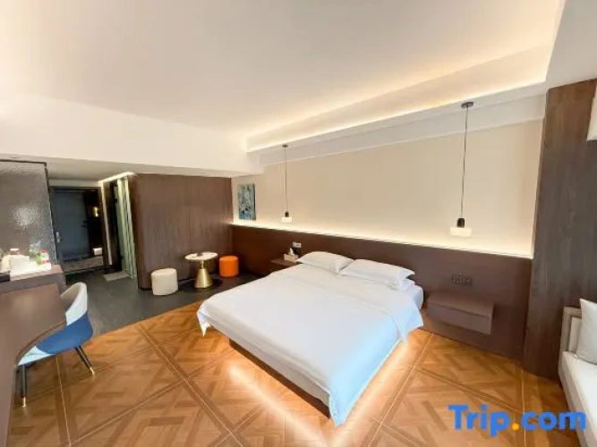 Comfort Double room with city view