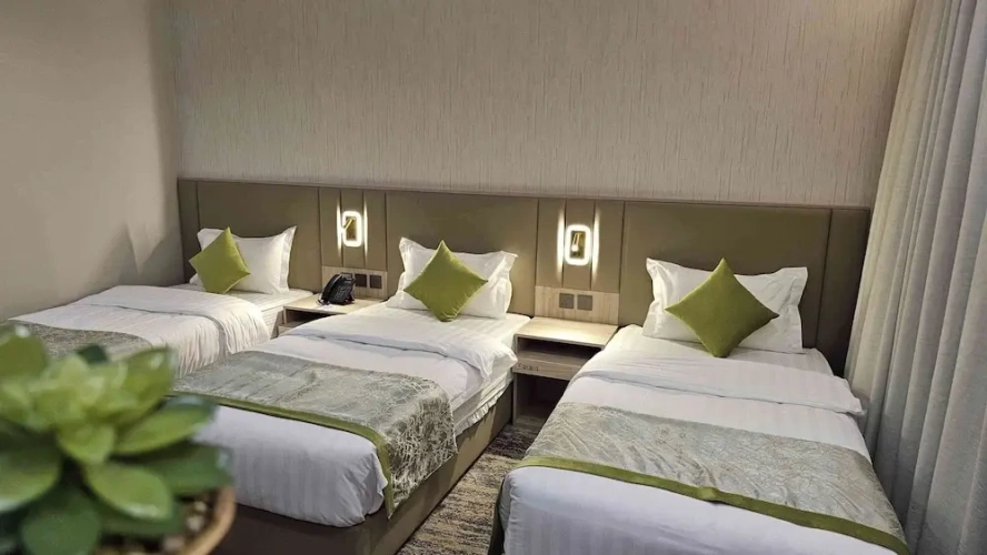 Luxury Triple room