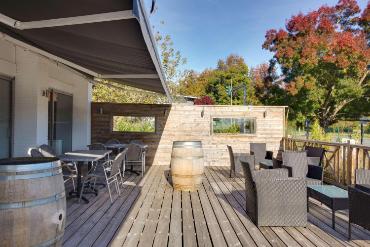 Kyriad Hotel Le Lac