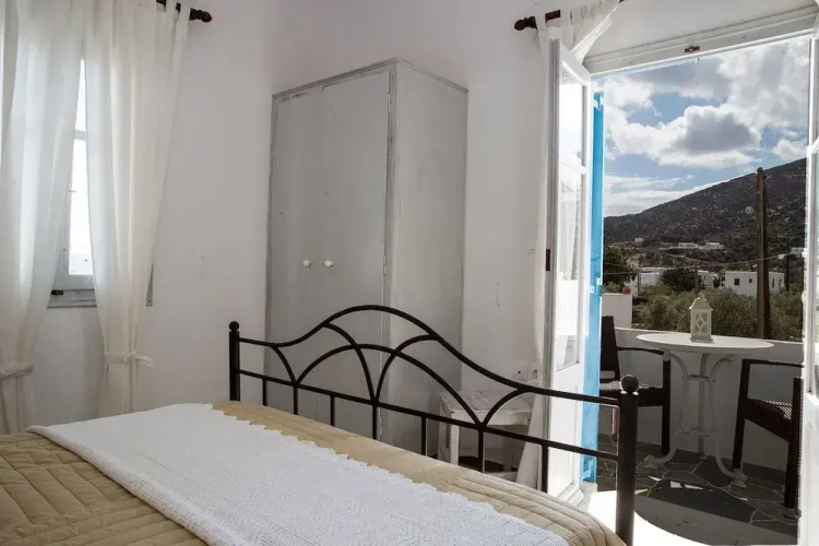 Irini Pension