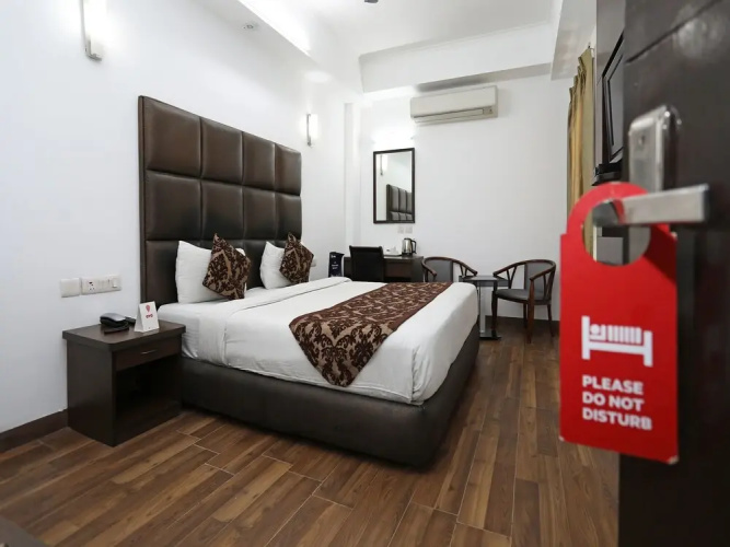 Fabhotel Cameron