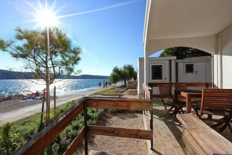 Dalmatian Star Homes