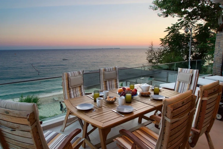 3 Bedrooms Cottage with balcony and with sea view