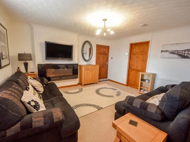 11 Anglesey Road