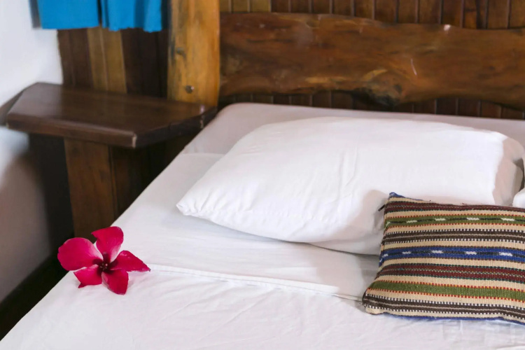 Hotel La Isla Inn