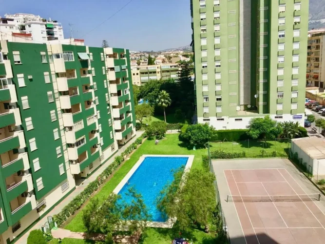 2 Bedrooms Apartment