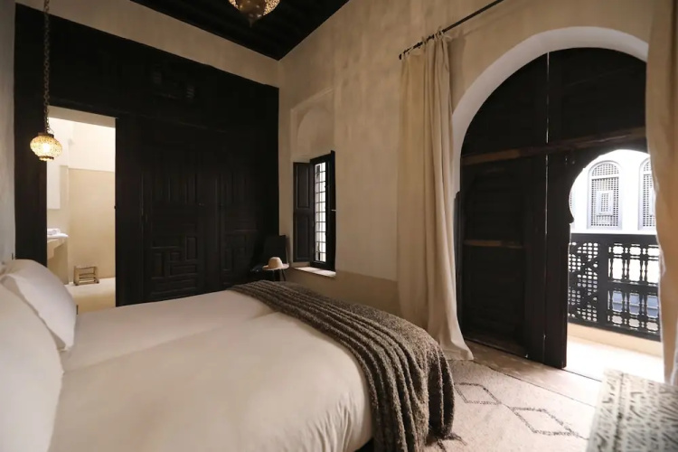 Azzouna13