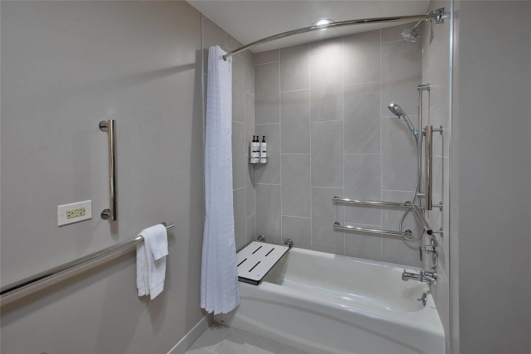 Embassy Suites by Hilton Nashville South Cool Springs photo 11