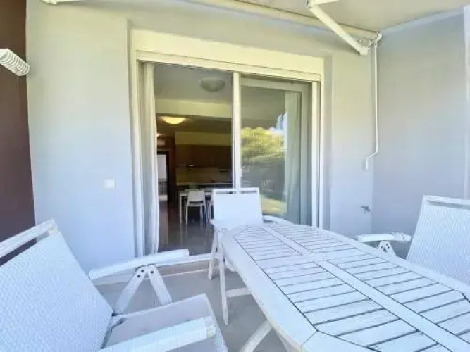 EllinFos ApartHotel