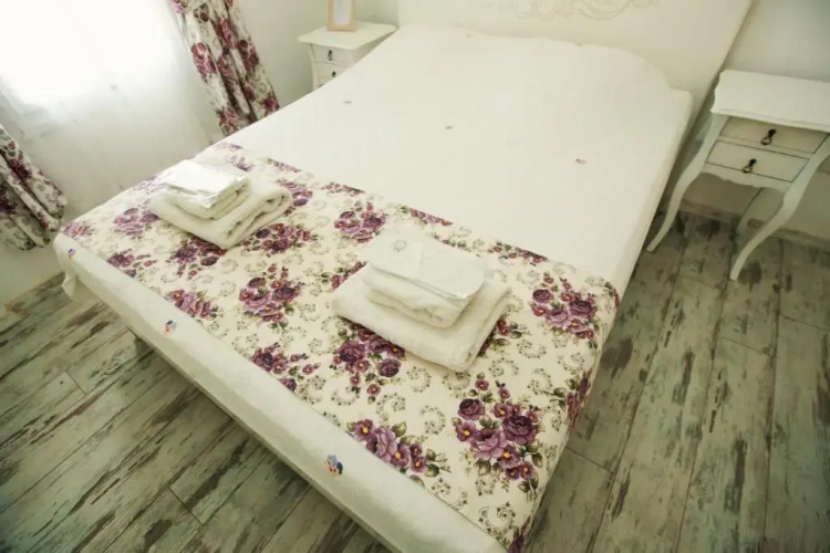 Aisem By Hire Alacati