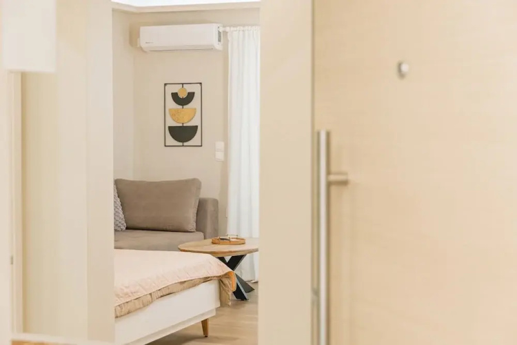 Plantaea Studio - Athens Escape
