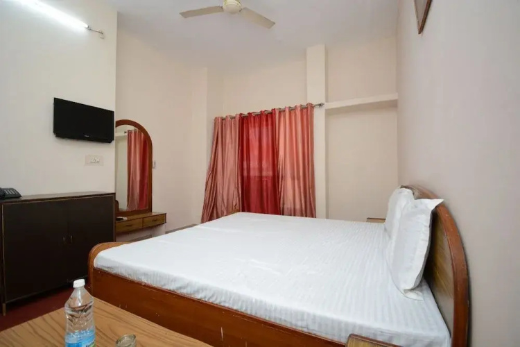 Oyo 37159 Hotel Tanveer