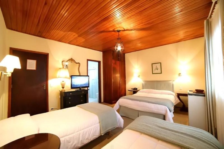 Comfort Quadruple room with view