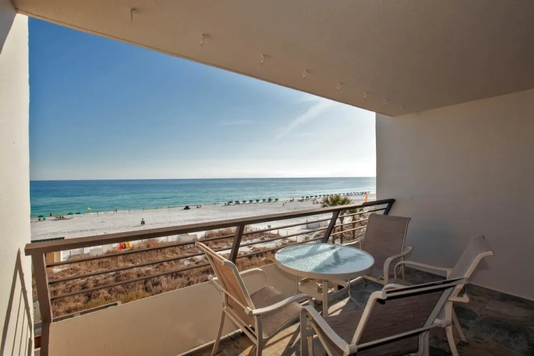 2 Bedrooms Standard room with balcony and with sea view