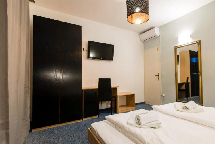 Rooms Split