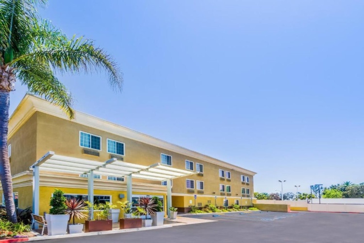 Holiday Inn Express San Diego Seaworl-Beach Area (Ex-Comfort Inn) photo 19
