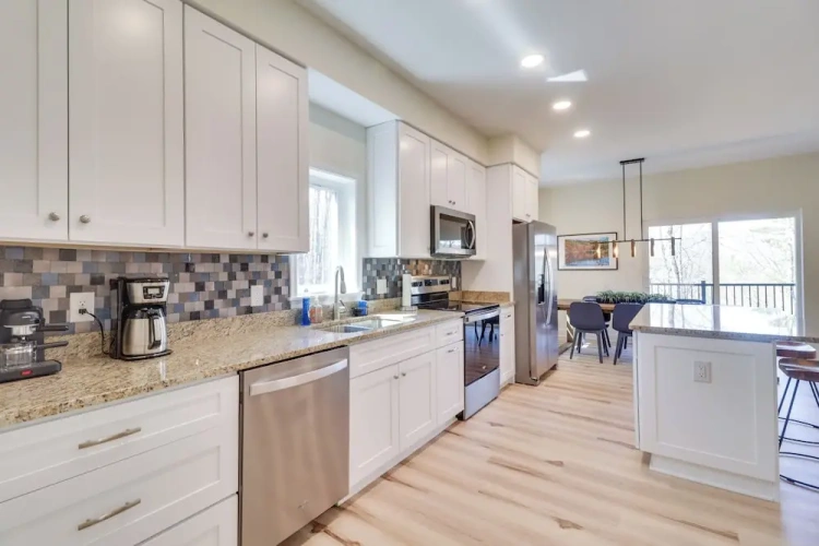 3 Bedrooms Cottage