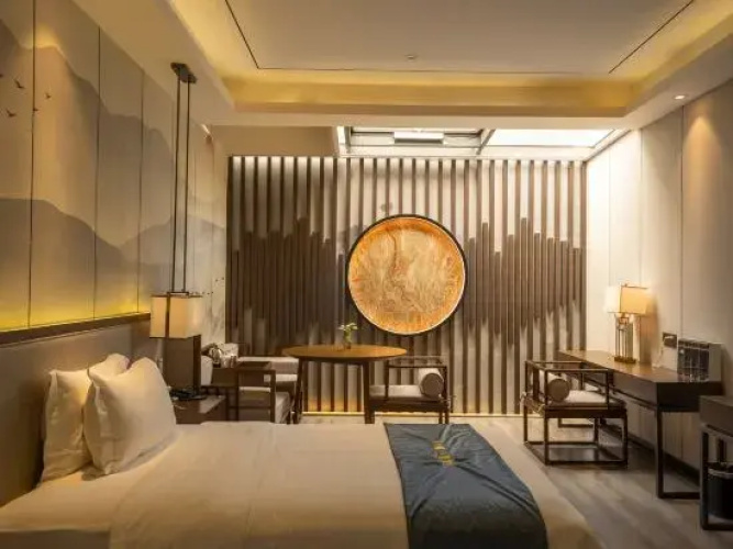 Mingyue Hotel