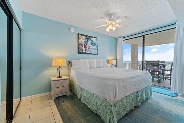 Romar Place 305