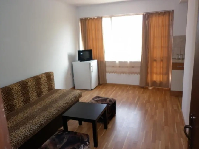 1 Bedroom Apartment with balcony