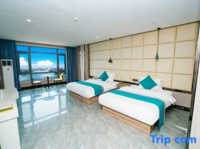Deluxe Twin room with sea view
