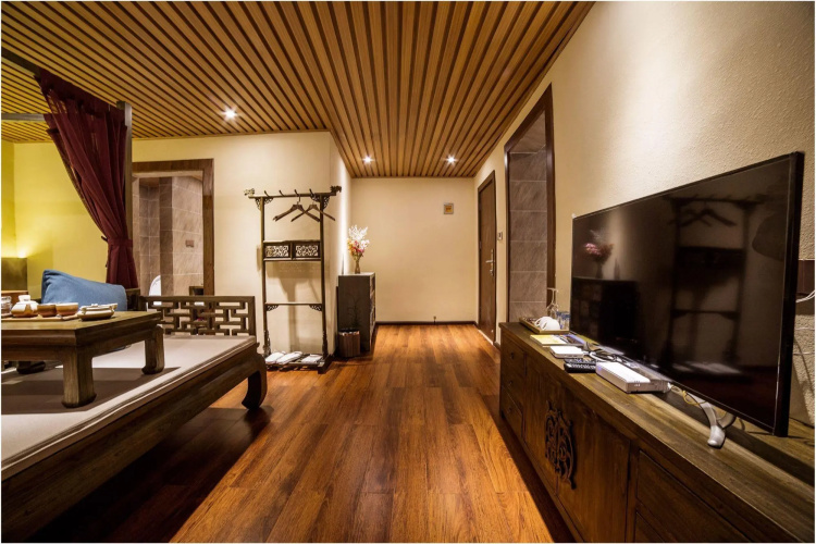 Blossom Dynasty Inn