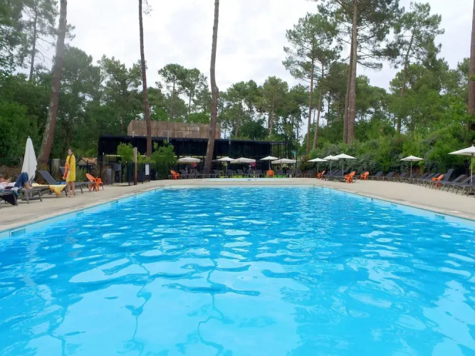 Apartment by Opal Coast Beach With Pool Access